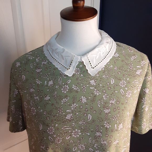 Faith and Joy embroidered collar top - Picture 3 of 8